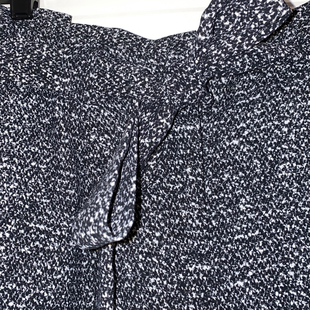 High Rise Ankle Pants - Picture 4 of 5